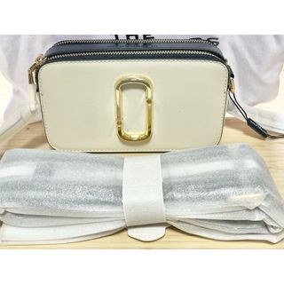 marc jacobsスナップショットNEW CLOUD WHITE MULTIの通販 by すず's