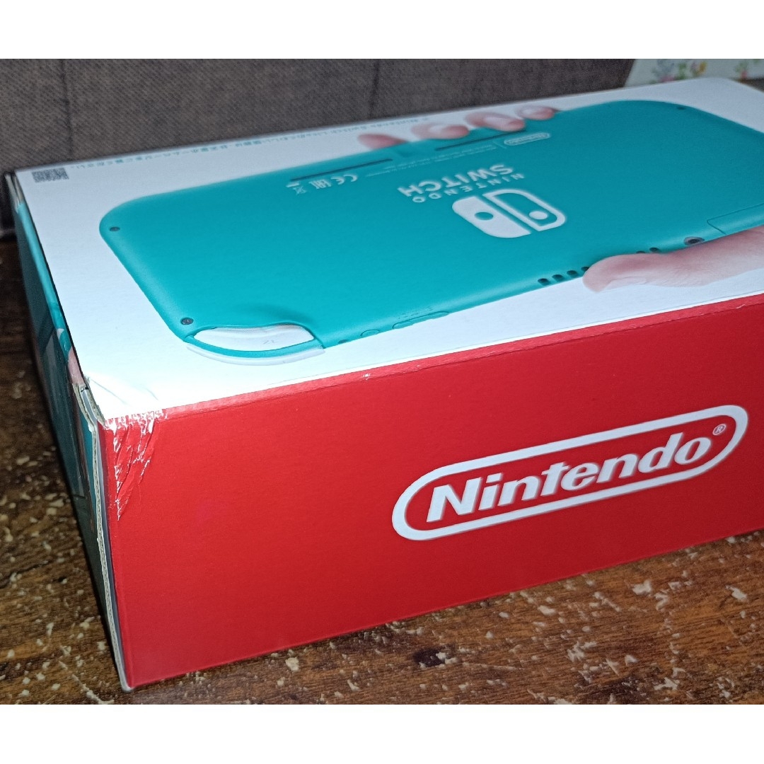 Nintendo Switch(ニンテンドースイッチ)の任天堂スイッチライト(美品・箱あり) Switc Light エンタメ/ホビーのゲームソフト/ゲーム機本体(携帯用ゲーム機本体)の商品写真