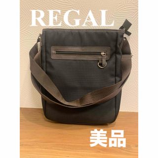 リーガル(REGAL)のREGAL ショルダーバッグ　美品　A4収納可(ショルダーバッグ)