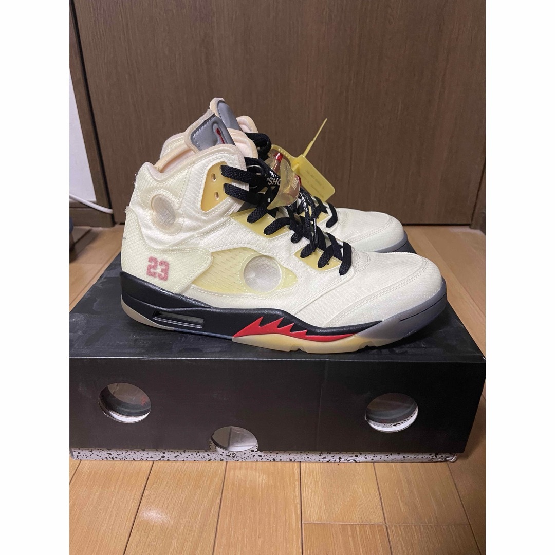 OFF-WHITE(オフホワイト)のOff-White × Nike Air Jordan 5 "Sail" メンズの靴/シューズ(スニーカー)の商品写真