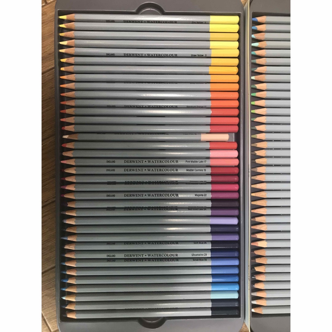 アート用品【DERWENT】72色　ダーウェント　水彩色鉛筆
