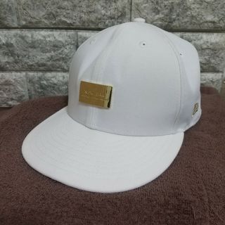 ニューエラー(NEW ERA)のNEW ERA ゴールド メタルプレート キャップ 帽子(キャップ)