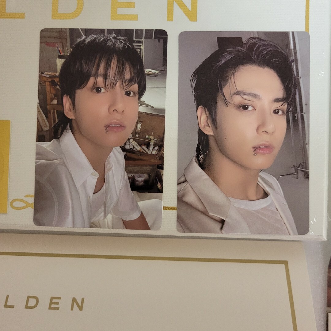 防弾少年団(BTS)(ボウダンショウネンダン)の専用JUNGKOOK  GOLDEN Solo album  CD SOLID エンタメ/ホビーのCD(K-POP/アジア)の商品写真