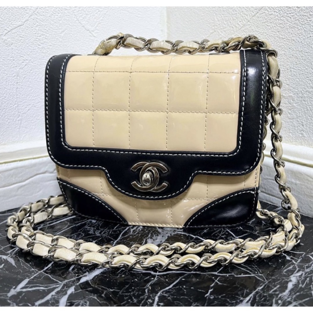 CHANEL - 美品 ヴィンテージ シャネル チョコバー バイカラー チェーン