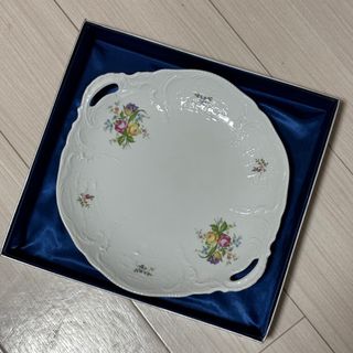 ドイツRosenthal Classic Rose コレクション 白磁花柄トレイ(食器)