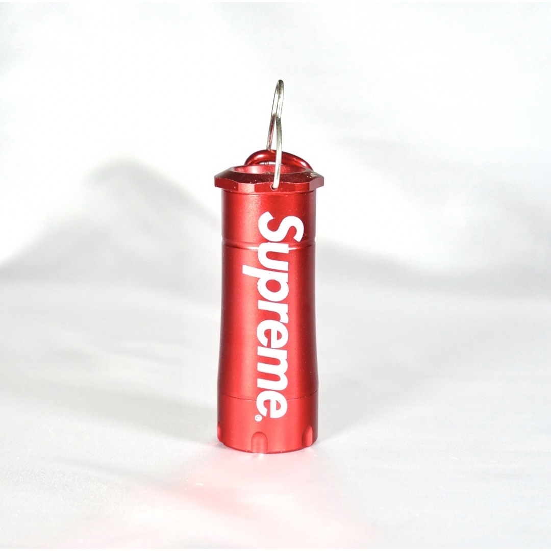 Supreme(シュプリーム)の【新品/未使用】Supreme Logo Lantern ロゴ ランタン レッド スポーツ/アウトドアのアウトドア(ライト/ランタン)の商品写真