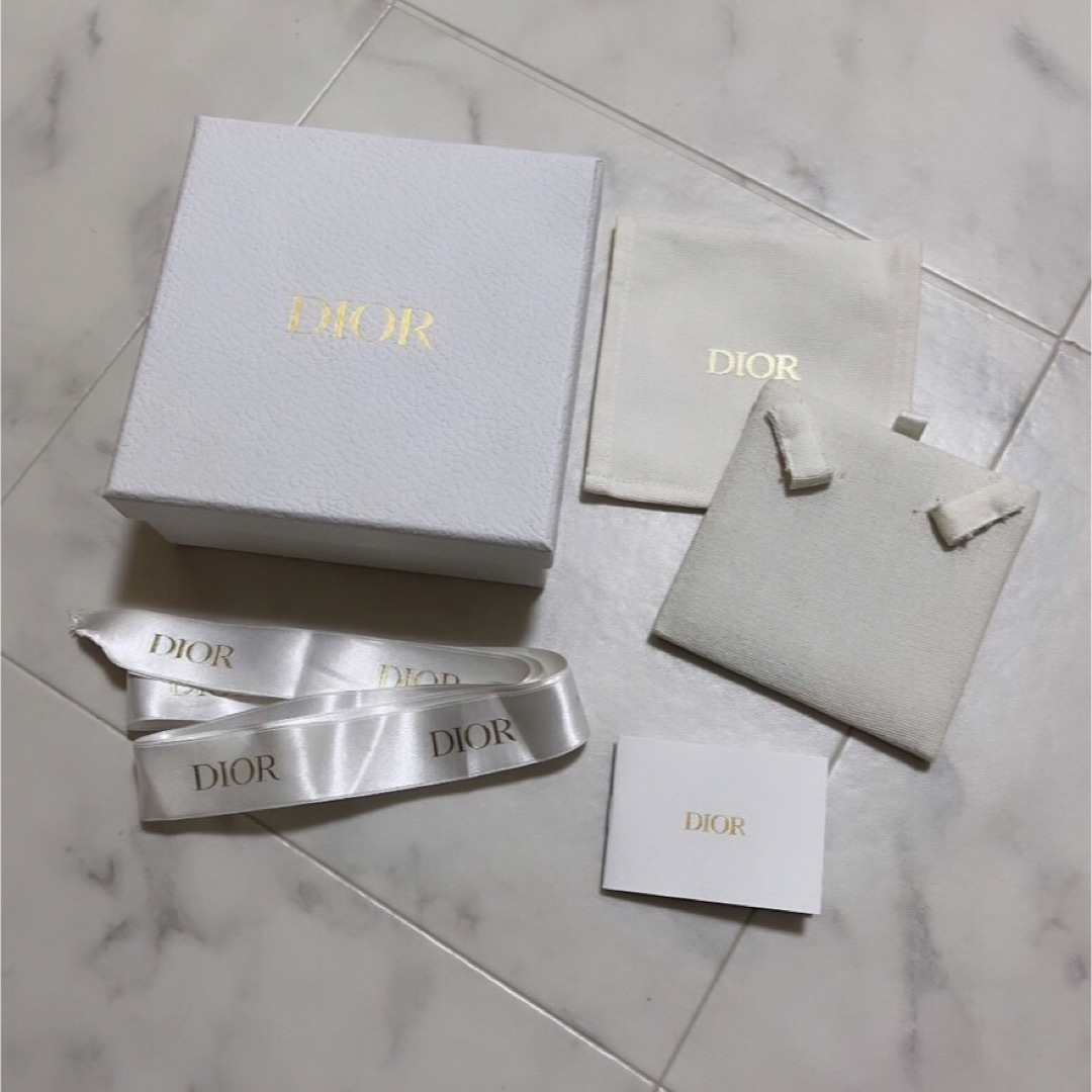 【専用】Dior 空箱 リボン ネックレス | フリマアプリ ラクマ