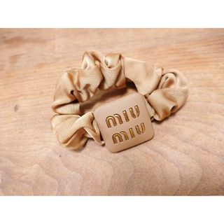 ミュウミュウ ヘアゴムの通販 27点 | miumiuを買うならラクマ ミュウミュウ ヘアゴムの通販 27点 | miumiuを買うならラクマ