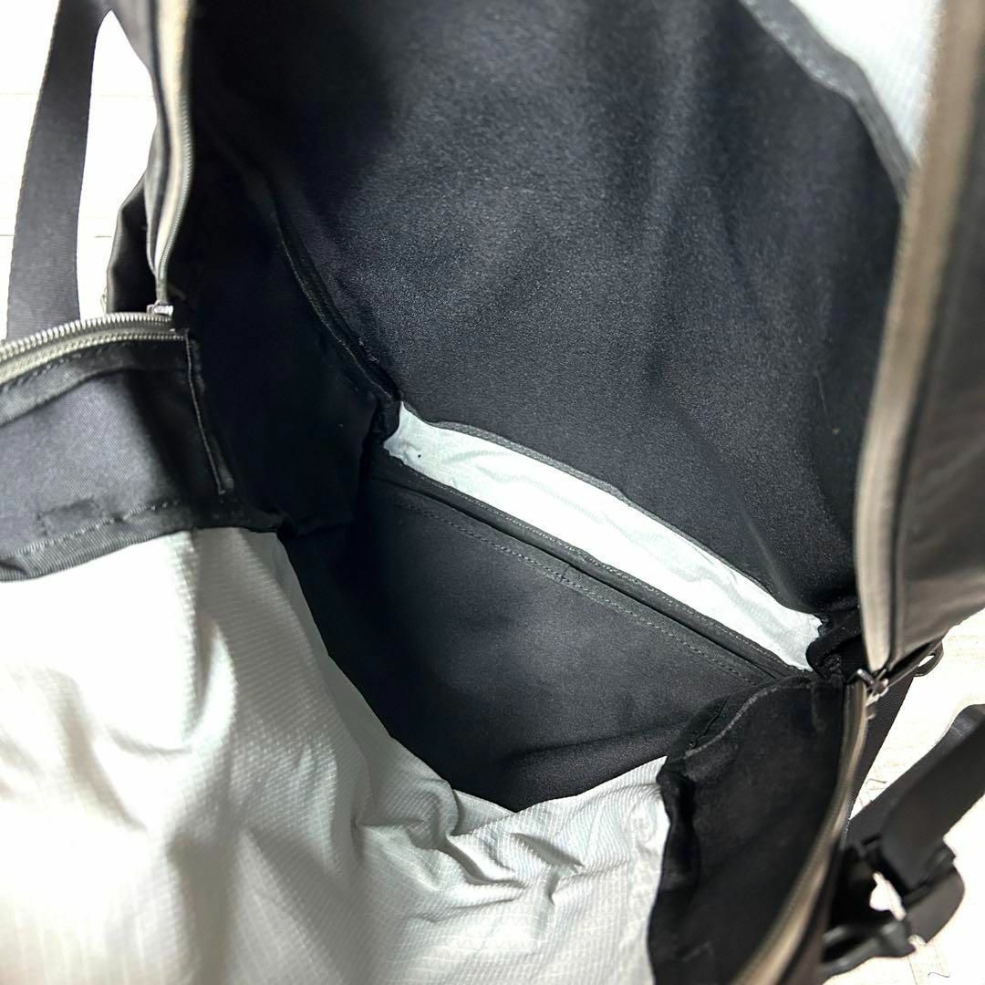 美品 PORTER ポーター ■ FUTURE DAYPACK リュック 黒 メンズのバッグ(バッグパック/リュック)の商品写真