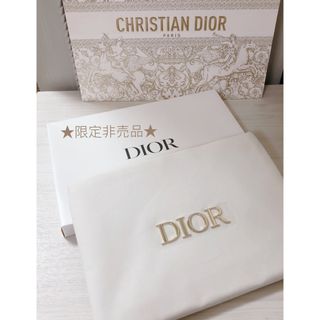 クリスチャンディオール(Christian Dior)の限定非売品★Dior★ディオール フラットポーチ  ホワイト ポーチ⟡.·*.(ポーチ)