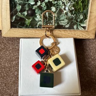Tory Burch(キーホルダー)のフリマアイテム一覧 Tory Burch(キーホルダー)のフリマアイテム一覧