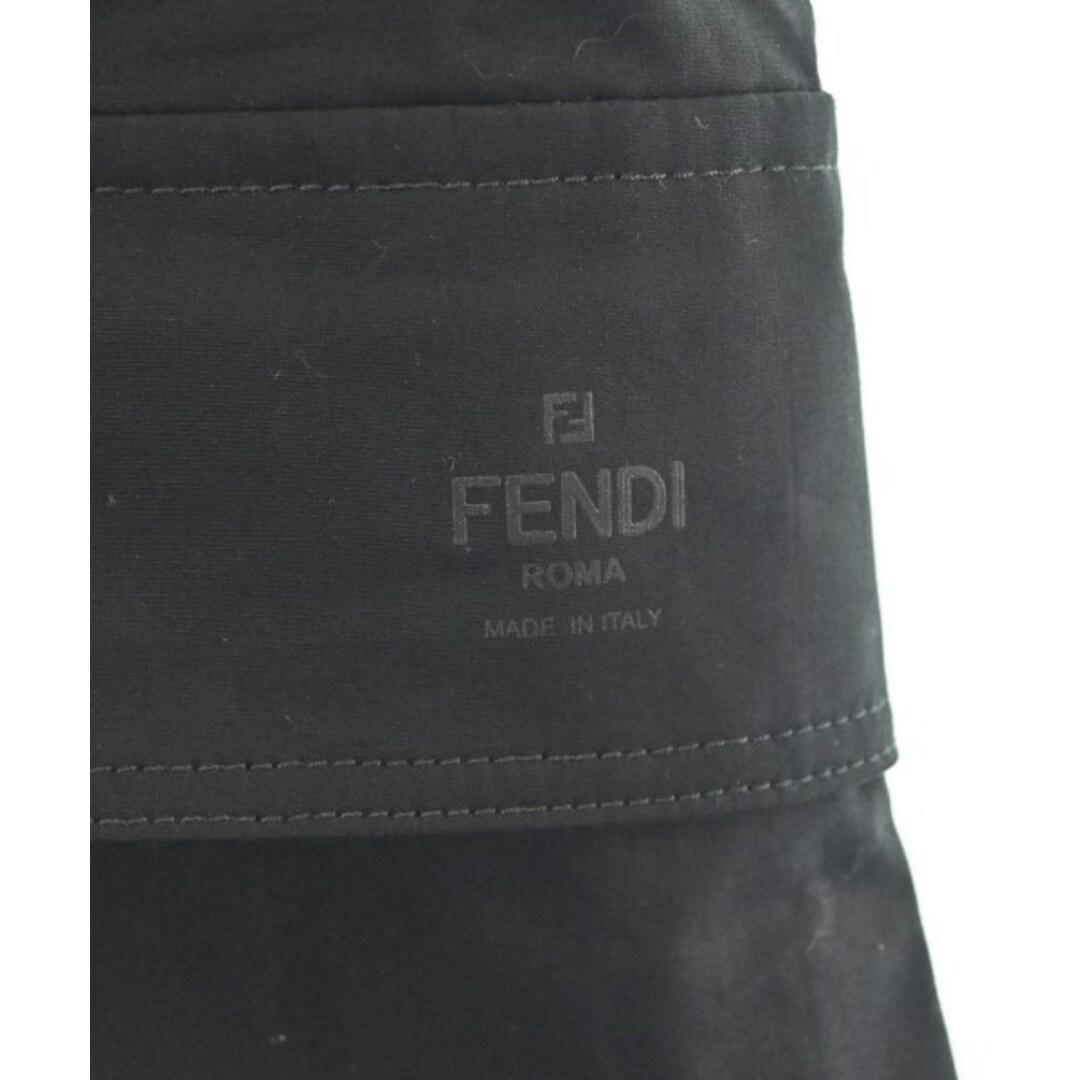 FENDI(フェンディ)のFENDI フェンディ ショートパンツ 48(L位) 黒 【古着】【中古】 メンズのパンツ(ショートパンツ)の商品写真