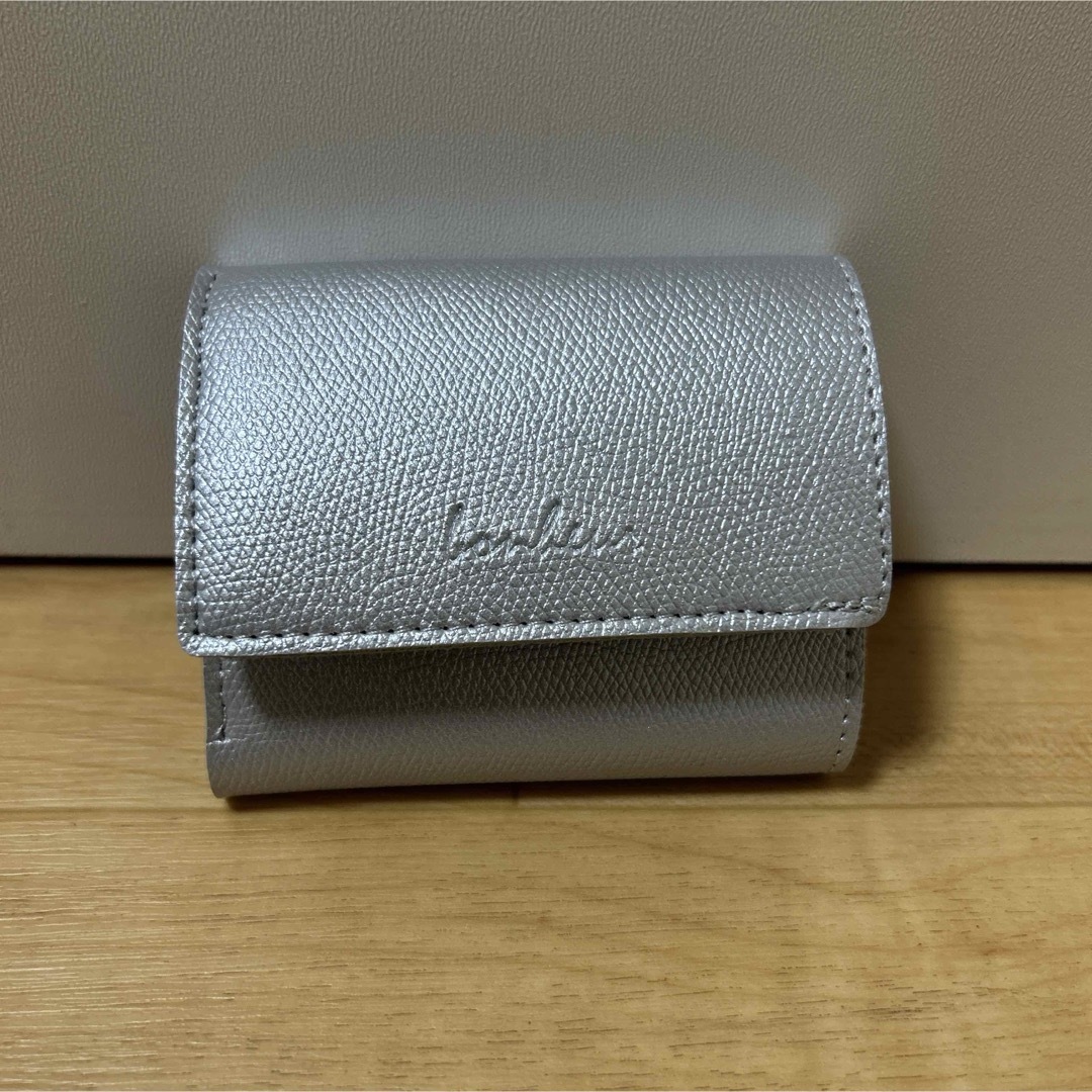三つ折り財布 シルバー レディースのファッション小物(財布)の商品写真