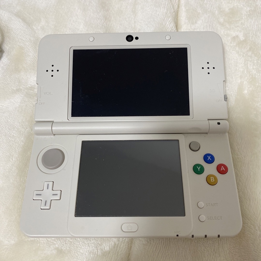 ニンテンドー3DS(ニンテンドー3DS)のnew ニンテンドー3DS 本体 ポケモンバンク ポケムーバー 充電器  エンタメ/ホビーのゲームソフト/ゲーム機本体(携帯用ゲーム機本体)の商品写真