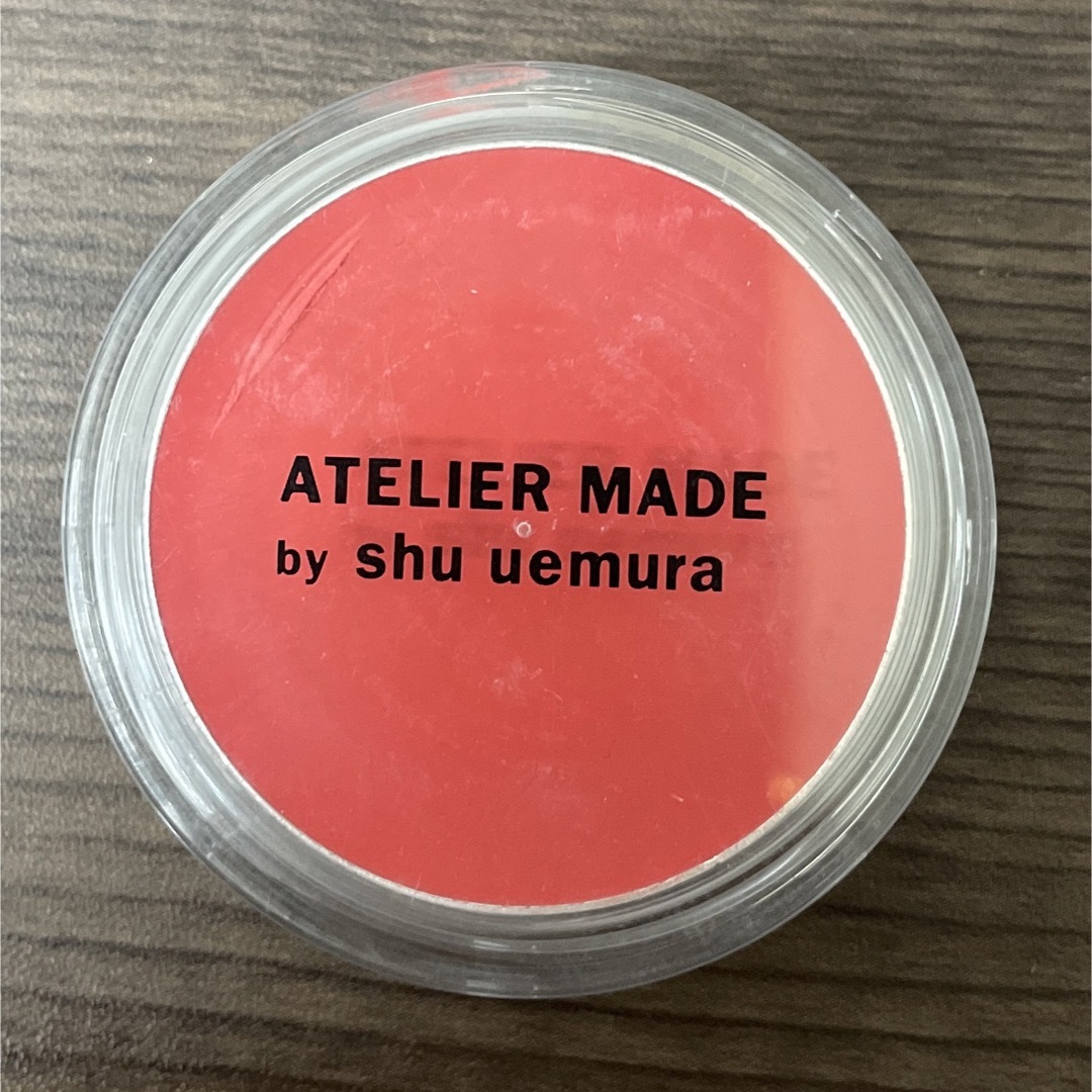 shu uemura(シュウウエムラ)のアトリエメイド クリームアイシャドウ コラル コスメ/美容のベースメイク/化粧品(アイシャドウ)の商品写真