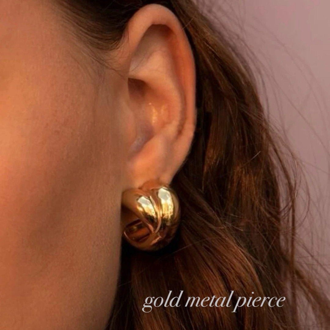 gold metal pierce レディースのアクセサリー(ピアス)の商品写真