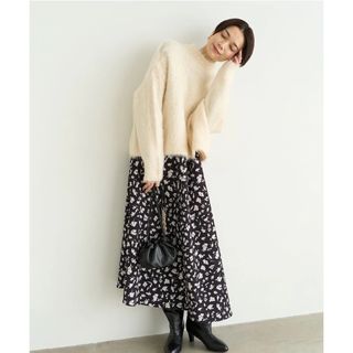 ニジュウサンク(23区)のかな様専用　今季　完売品　美品　UNFILO L プリントワンピース　サイズXL(ロングワンピース/マキシワンピース)