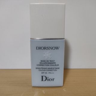 ディオール(Dior)のディオール　Dior　スノー　メイクアップベースUV35(化粧下地)