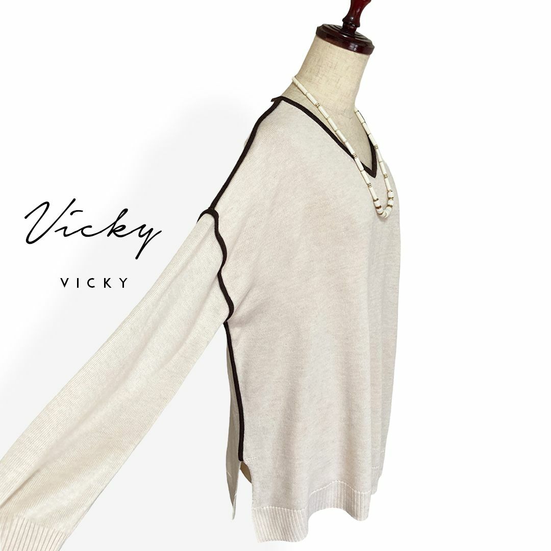 VICKY(ビッキー)のVICKY☆冬物ドロップショルダーVネックウールニット レディースのトップス(ニット/セーター)の商品写真