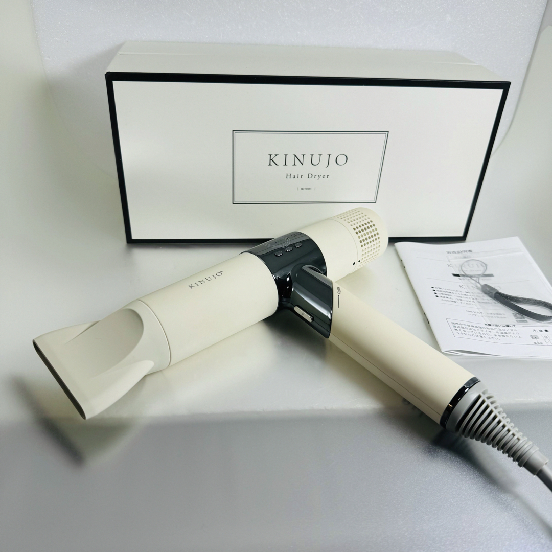絹女 KINUJO ヘアドライヤー KH001 ホワイト 【最安値挑戦!】 - ヘア 絹女 KINUJO ヘアドライヤー KH001 ホワイト 【最安値挑戦!】 - ヘア