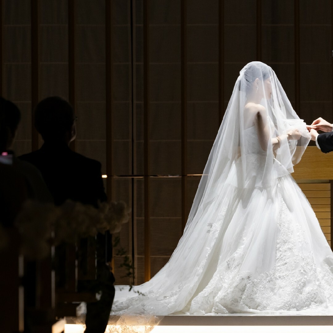 TAKAMI BRIDAL チュールロングベール後撮り