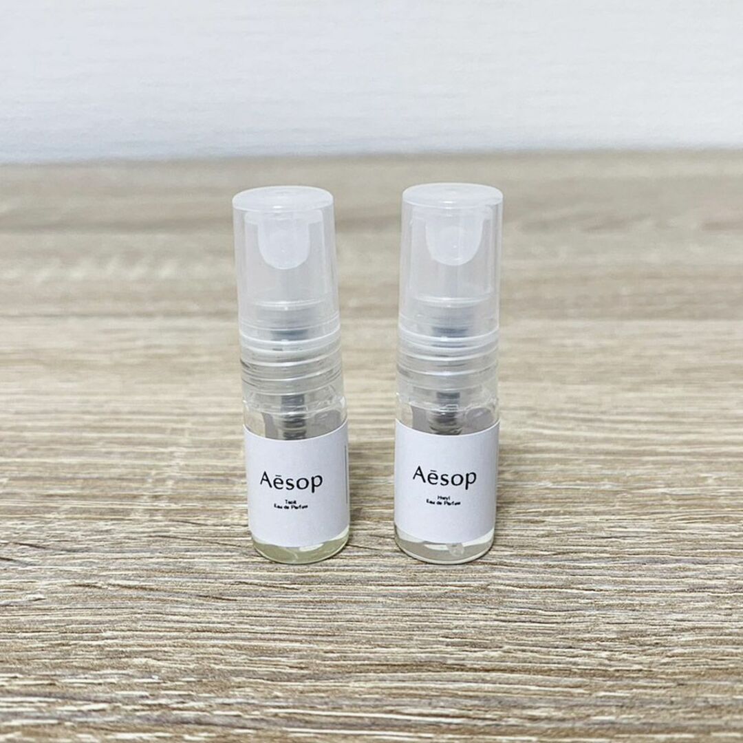 Aesop(イソップ)のイソップ 香水 お試し 1ml 人気 2本セット タシット＆ヒュイル コスメ/美容の香水(ユニセックス)の商品写真