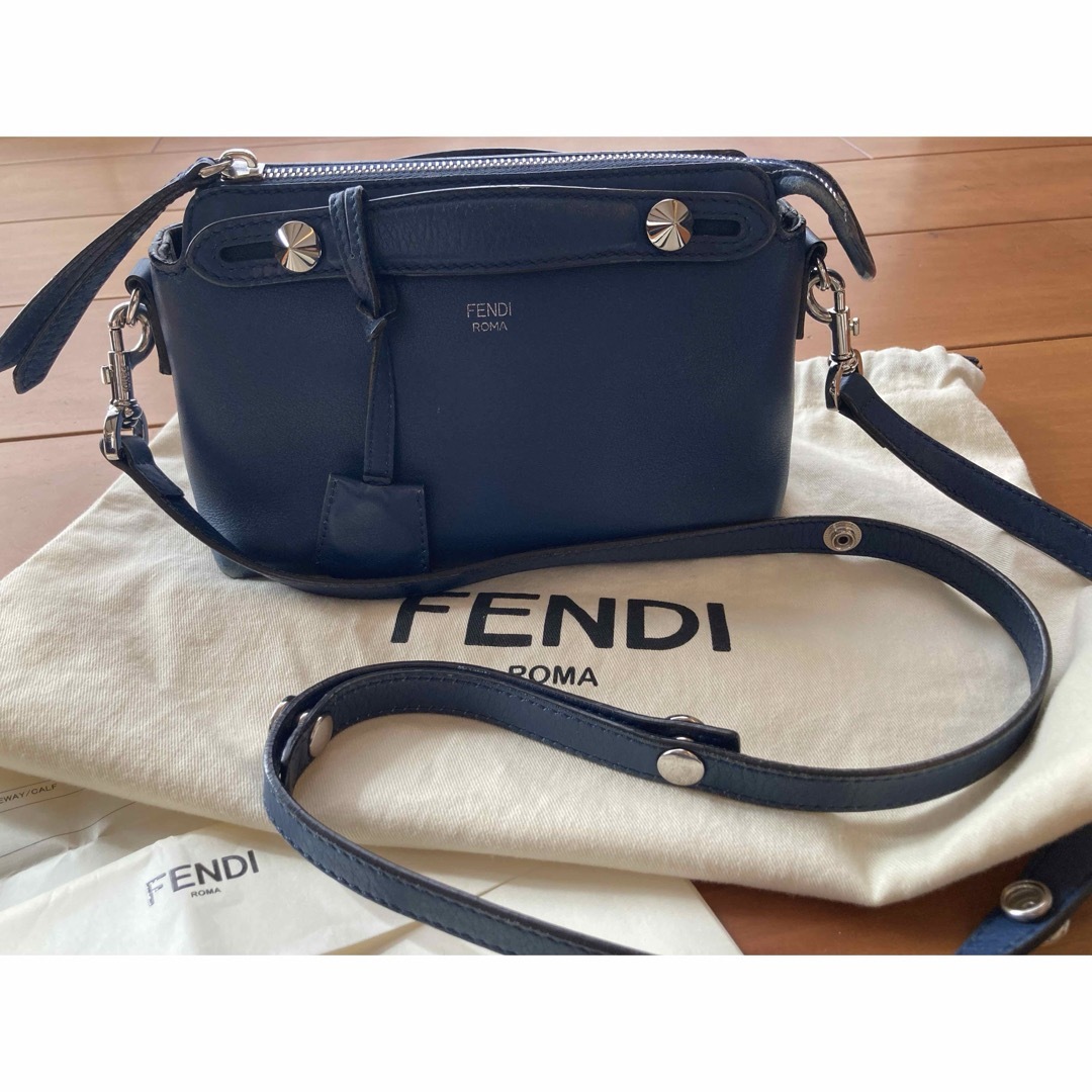 FENDI(フェンディ)の【難あり】フェンディハンドバッグ　バイザウェイ　2way　ブルー レディースのバッグ(ハンドバッグ)の商品写真