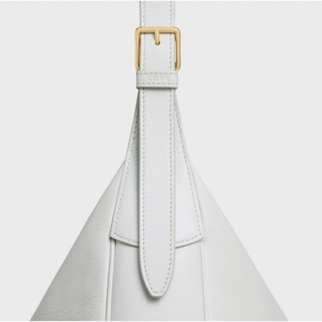 celine(セリーヌ)の新品 CELINE セリーヌ エロイズバッグ ハンドバッグ トリオンフ ムーン レディースのバッグ(ハンドバッグ)の商品写真