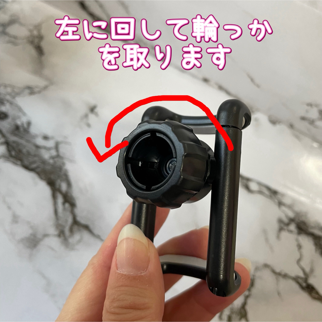 スマホホルダー　携帯ホルダー　車載　車　カー用品　カーアクセサリー　ナビ 自動車/バイクの自動車(車内アクセサリ)の商品写真