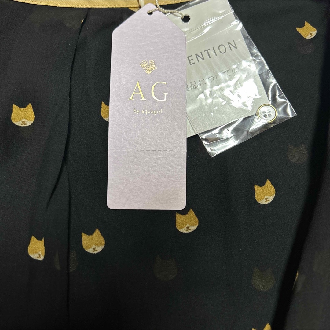 AG by aquagirl(エージーバイアクアガール)の新品タグ付き　AGバイアクアガール　猫柄 レディースのトップス(シャツ/ブラウス(長袖/七分))の商品写真