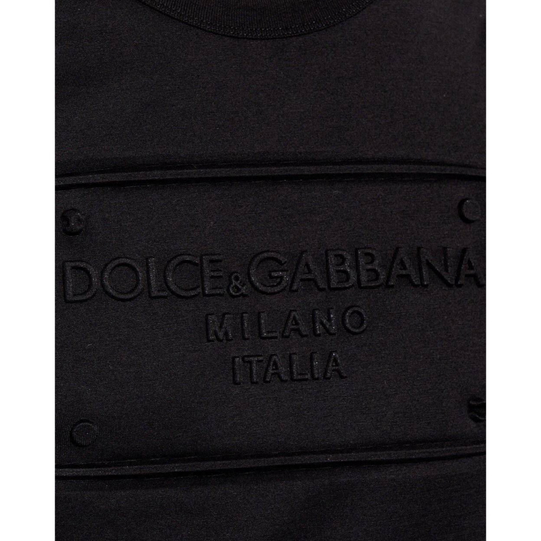 DOLCE&GABBANA(ドルチェアンドガッバーナ)のドルチェ&ガッバーナ　エンボスロゴTシャツ メンズのトップス(Tシャツ/カットソー(半袖/袖なし))の商品写真