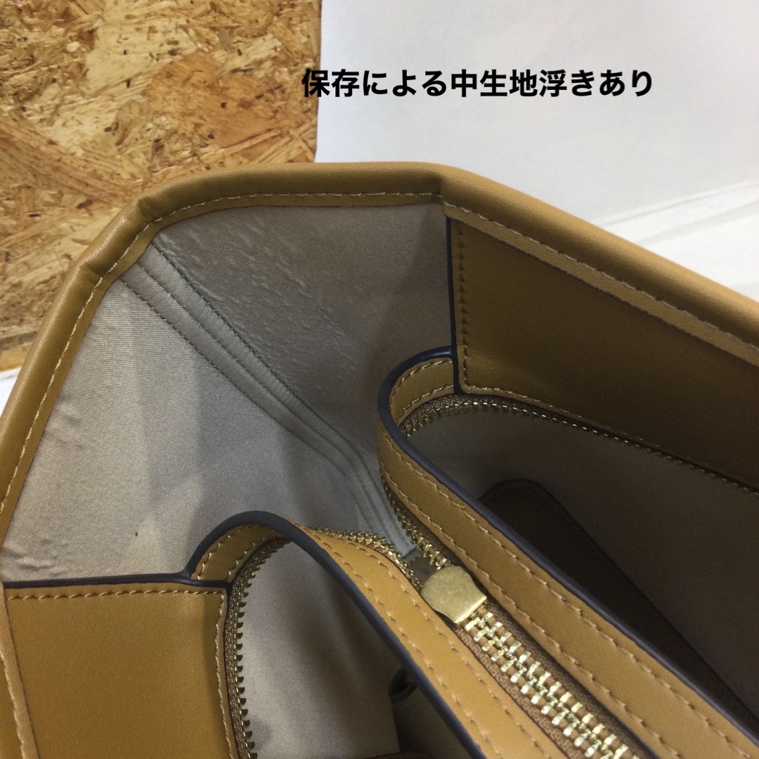 Tory Burch(トリーバーチ)のトリーバーチ　トートバッグ　KB 2352 レディースのバッグ(トートバッグ)の商品写真