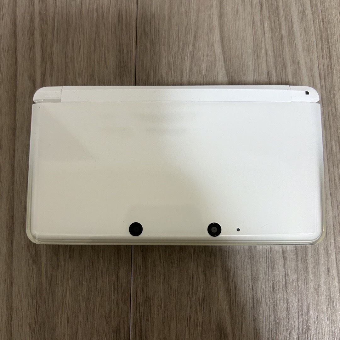 ニンテンドー3DS(ニンテンドー3DS)のNintendo 3DS  (充電アダプター/タッチペン付き) エンタメ/ホビーのゲームソフト/ゲーム機本体(携帯用ゲーム機本体)の商品写真