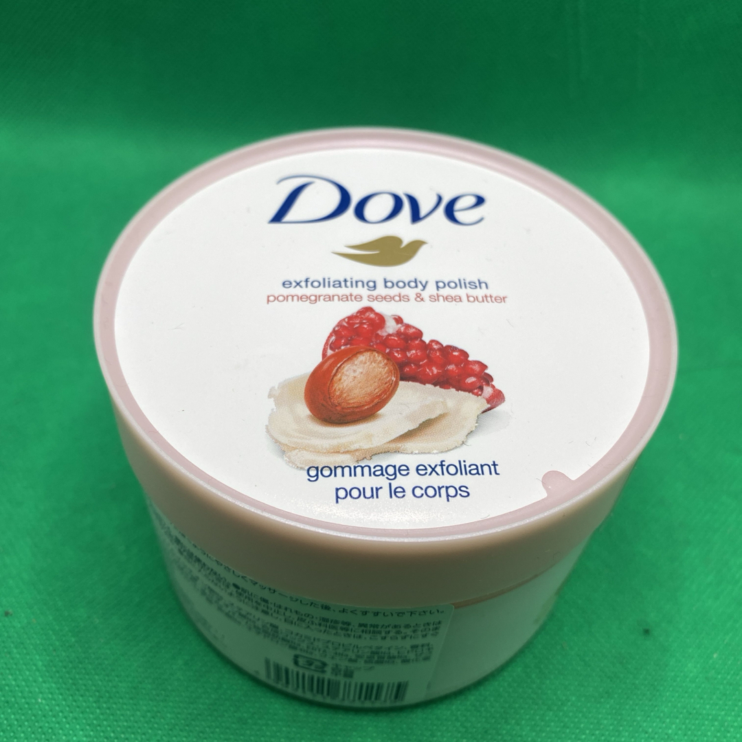 Dove（Unilever）(ダヴ)のダヴクリーミースクラブ ザクロ＆シアバター コスメ/美容のボディケア(ボディスクラブ)の商品写真