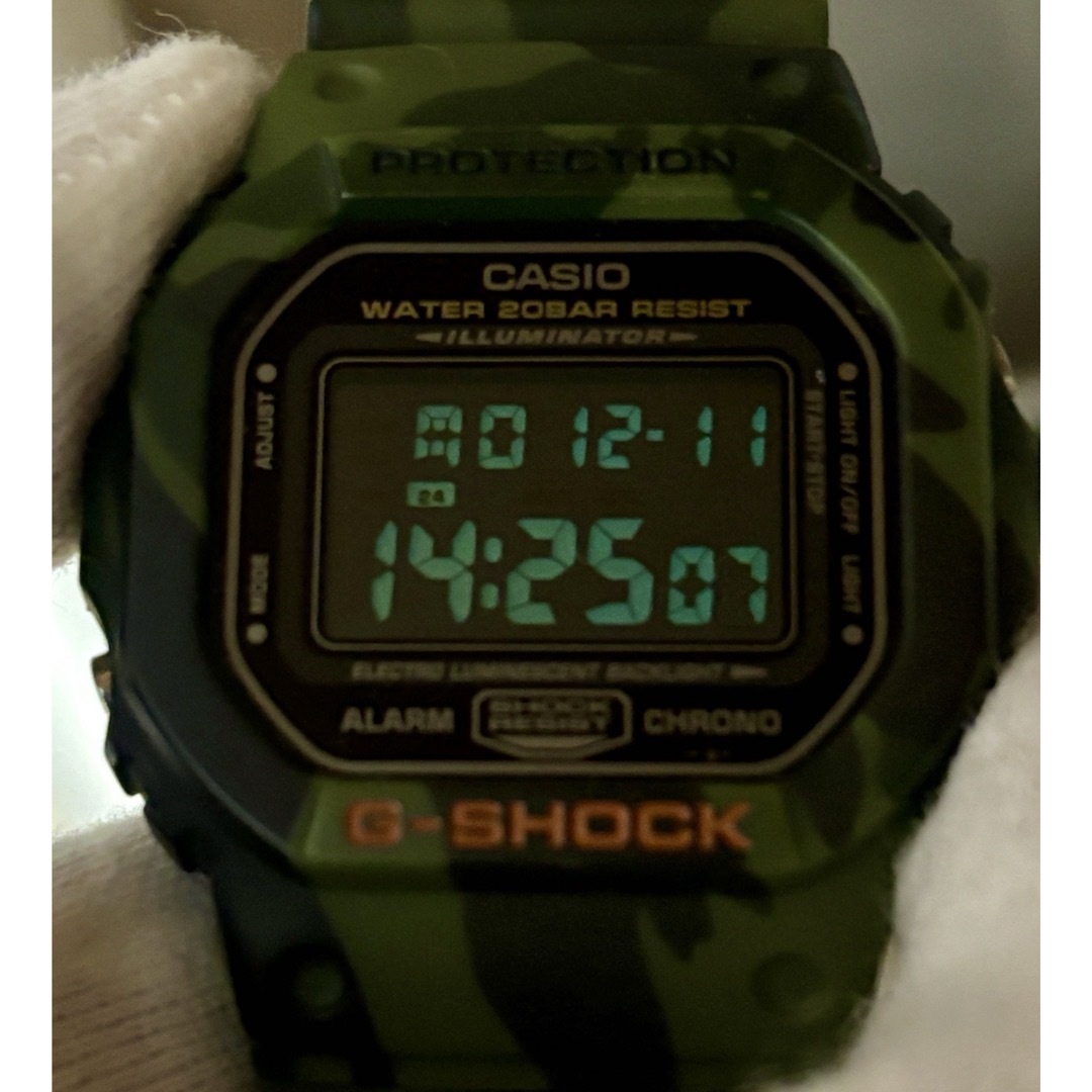 G-SHOCK(ジーショック)のG-SHOCK/ビンテージ/スピード/DW-5600/迷彩カモ/カーキ/反転液晶 メンズの時計(腕時計(デジタル))の商品写真