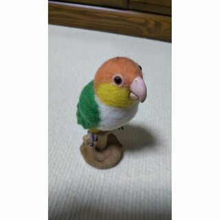 羊毛フェルト　シロハラインコ　(ぬいぐるみ)