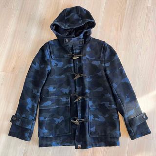 アベイシングエイプ(A BATHING APE)のa bathing ape ダッフルコート【M】迷彩　カモフラ(ダッフルコート)