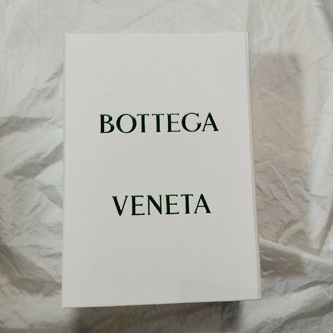 Bottega Veneta(ボッテガヴェネタ)のボッテガヴェネタ　長財布　空き箱 レディースのバッグ(ショップ袋)の商品写真