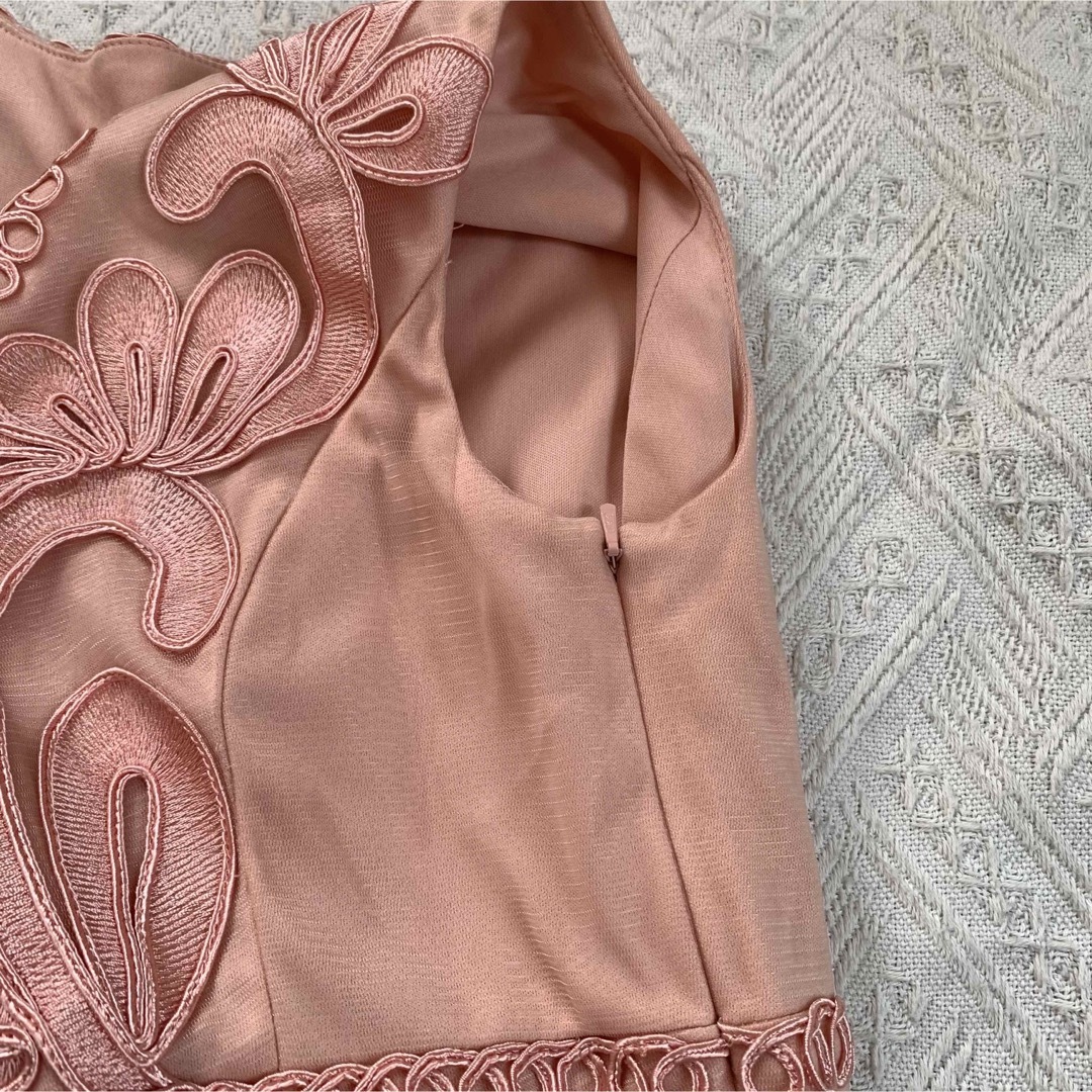 オットーコレクション　フォーマル　ワンピースドレス　サーモンピンク　未使用　美品 レディースのワンピース(ひざ丈ワンピース)の商品写真
