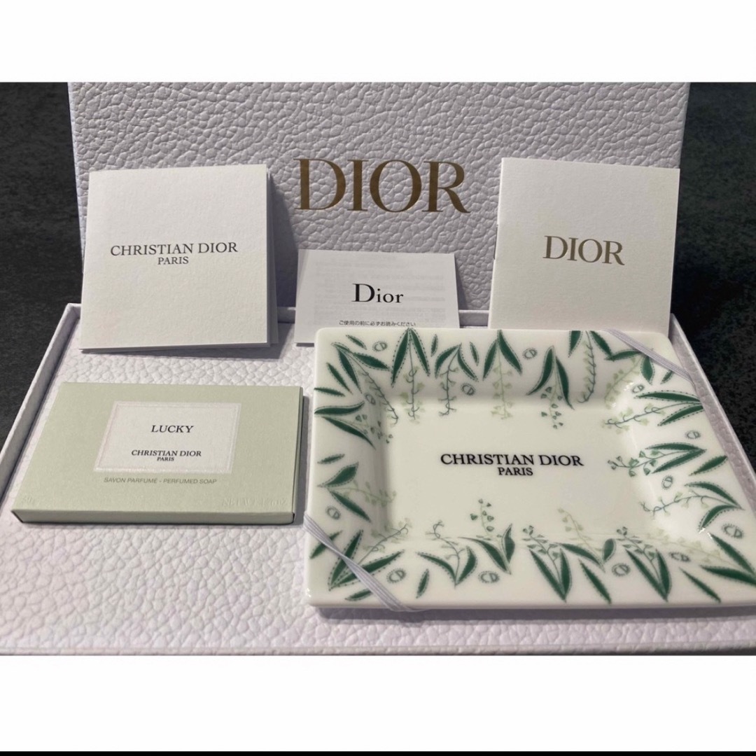 Christian Dior(クリスチャンディオール)のDior石鹸セット コスメ/美容のボディケア(ボディソープ/石鹸)の商品写真
