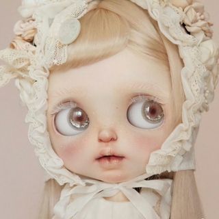 カスタムブライス 人形 きれい かわいい 有名海外作家様 アルビノ カスタムブライス 人形 きれい かわいい 有名海外作家様 アルビノ