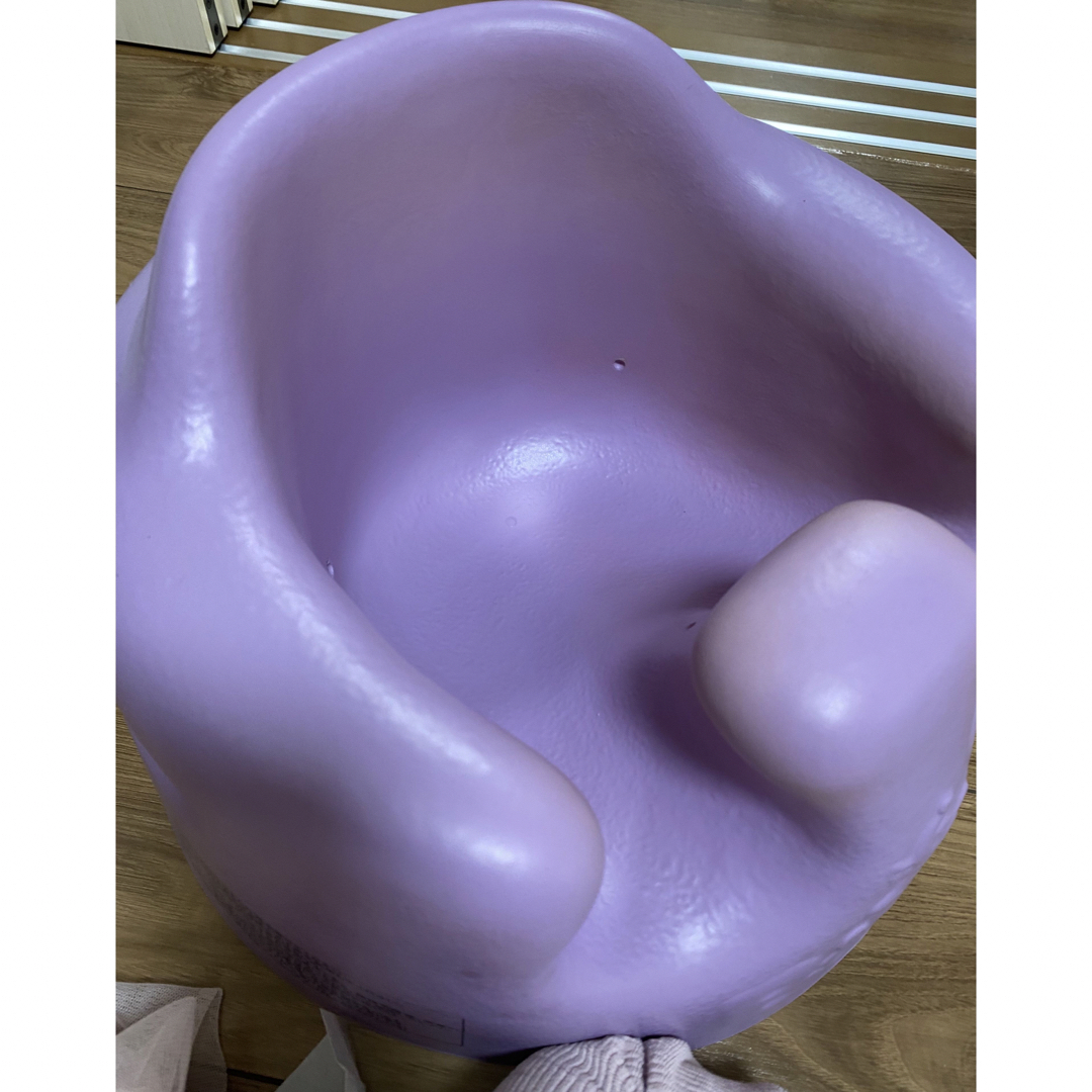 Bumbo(バンボ)のバンボ　パープル キッズ/ベビー/マタニティの寝具/家具(その他)の商品写真