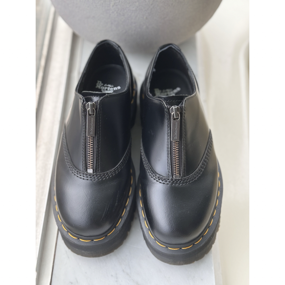 ローファー/革靴美品 (DR.MARTENS)AURIAN II QUAD ジップ シューズ