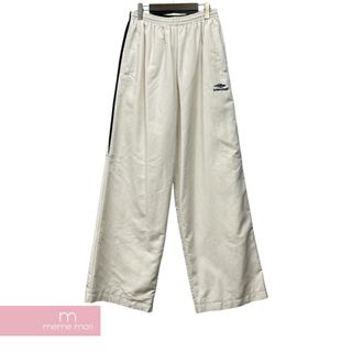 バレンシアガ(Balenciaga)のBALENCIAGA 2023AW 3D Sports Icon Medium Fit Tracksuit Pants 746510 TOO48 9000 バレンシアガ 3Dスポーツアイコンミディアムフィットトラックスーツパンツ ナイロンパンツ ロゴ刺繍 ホワイト アイボリー サイズS 【231207】【新古品】【me04】(スラックス/スーツパンツ)