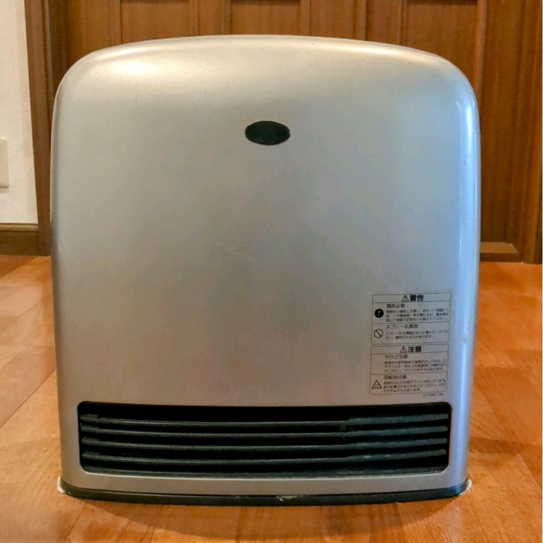 Rinnai(リンナイ)の空気清浄機能付 ガスファンヒーター（ガスコード・説明書付） スマホ/家電/カメラの冷暖房/空調(ファンヒーター)の商品写真