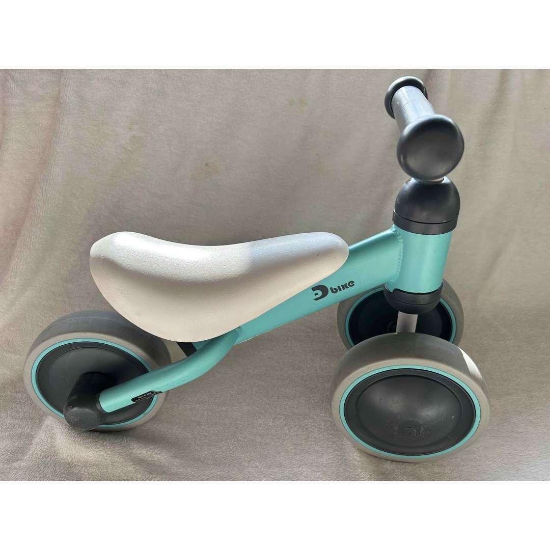 ides(アイデス)のDbike mini ミントブルー　知育玩具　1歳おもちゃ　まとめ売り キッズ/ベビー/マタニティの外出/移動用品(三輪車)の商品写真