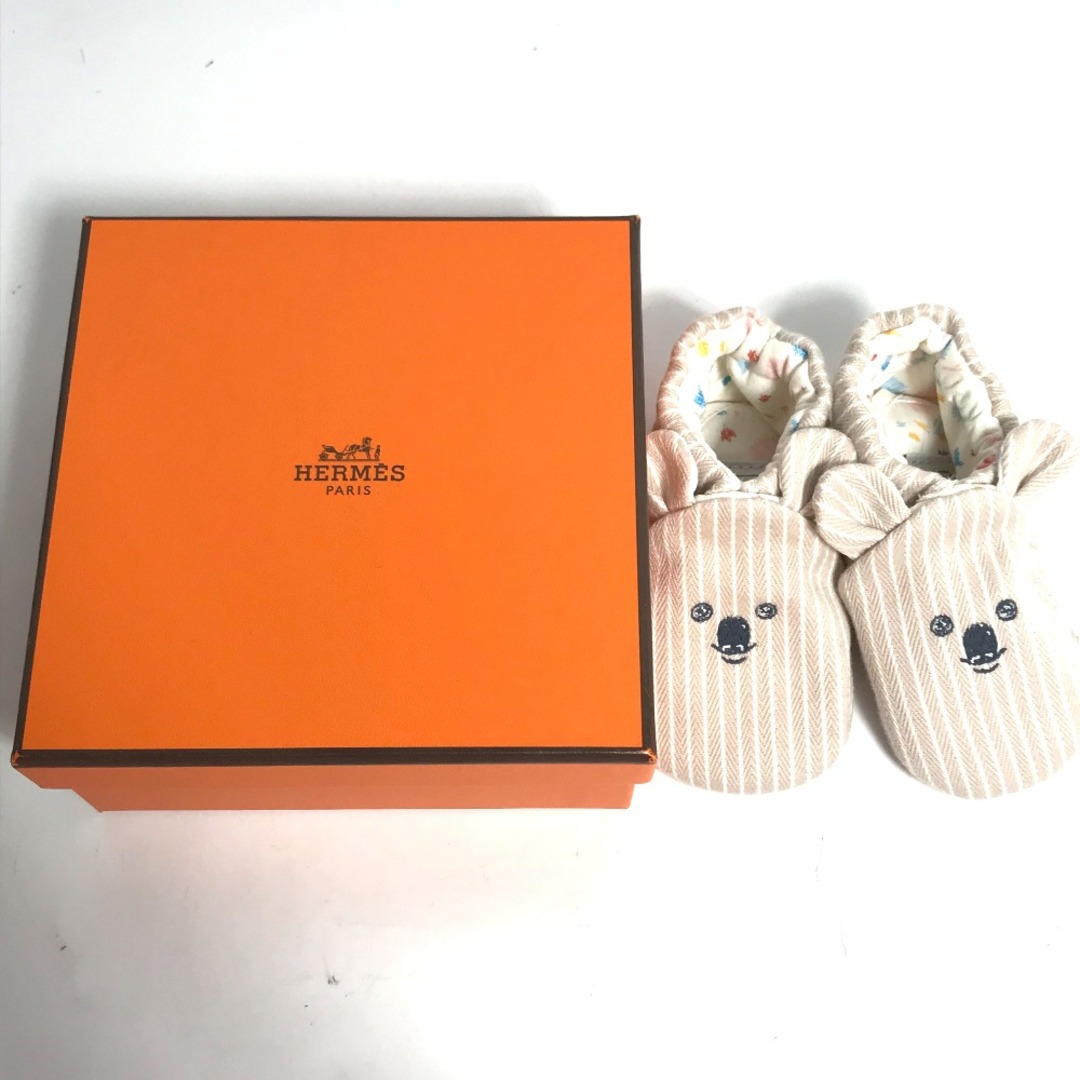 Hermes(エルメス)のエルメス HERMES パスパス コアラ ストライプ baby キッズ プレゼント 赤ちゃん ファーストシューズ 靴 ベビーシューズ コットン ベージュ 未使用 キッズ/ベビー/マタニティのベビー靴/シューズ(~14cm)(その他)の商品写真