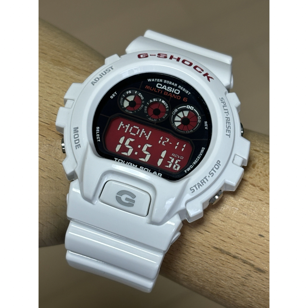 G-SHOCK(ジーショック)のG-SHOCK/三つ目/GW-6900/電波/ソーラー/ホワイト/反転液晶/美品 メンズの時計(腕時計(アナログ))の商品写真