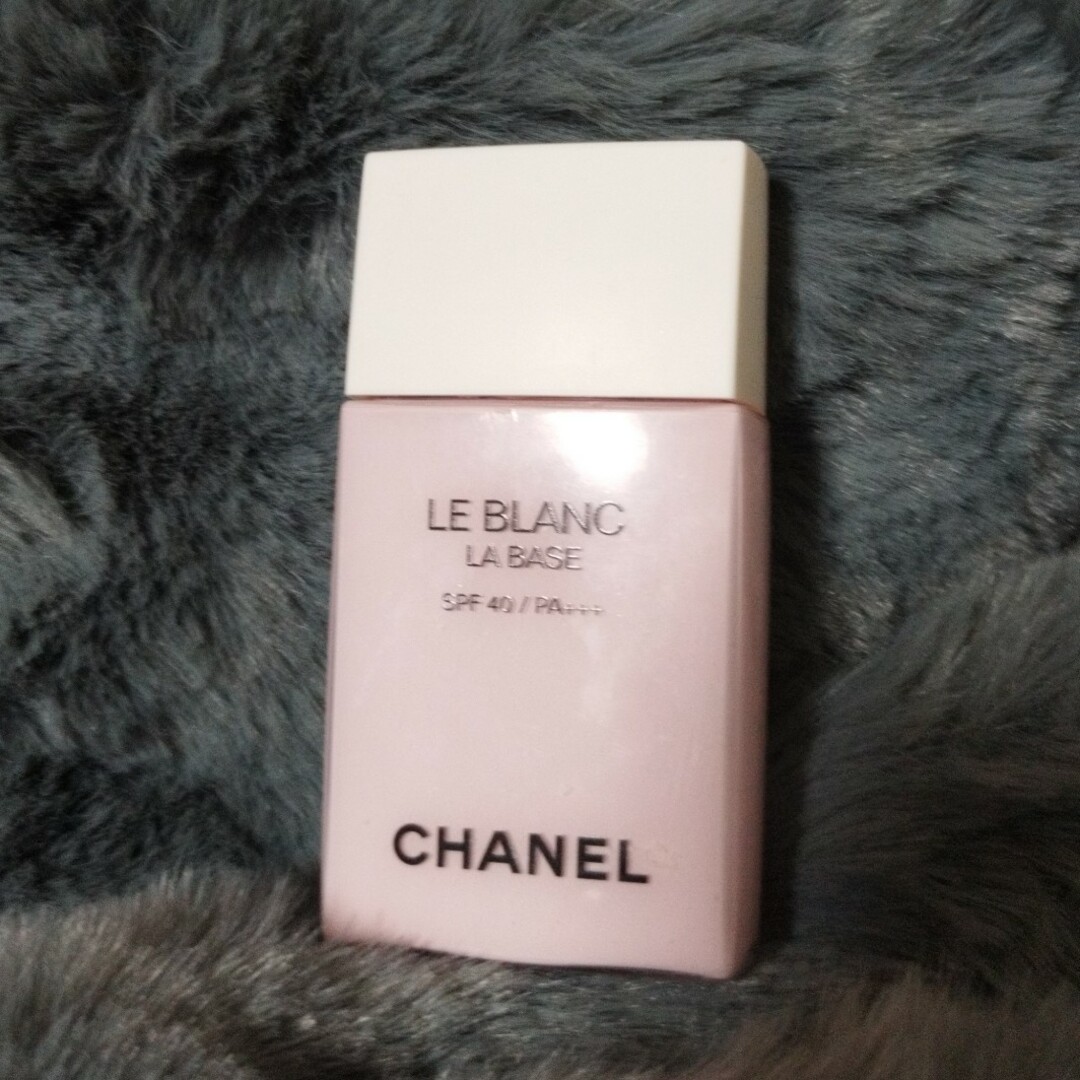 CHANEL(シャネル)のCHANEL　ピンク化粧下地 コスメ/美容のベースメイク/化粧品(化粧下地)の商品写真