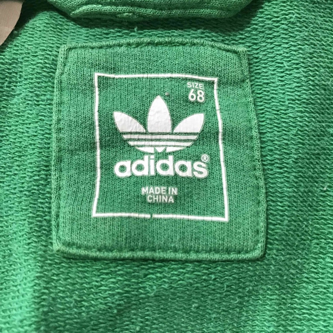 adidas(アディダス)のadidas フルジップパーカー グリーン 緑 68cm ベビー キッズ/ベビー/マタニティのベビー服(~85cm)(トレーナー)の商品写真